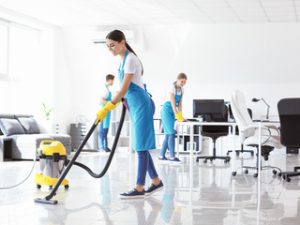 PRL en Empresas de Limpieza y Primeros Auxilios