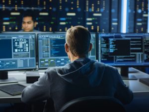Selección, instalación, configuración y administración de los servidores de transferencia de archivos